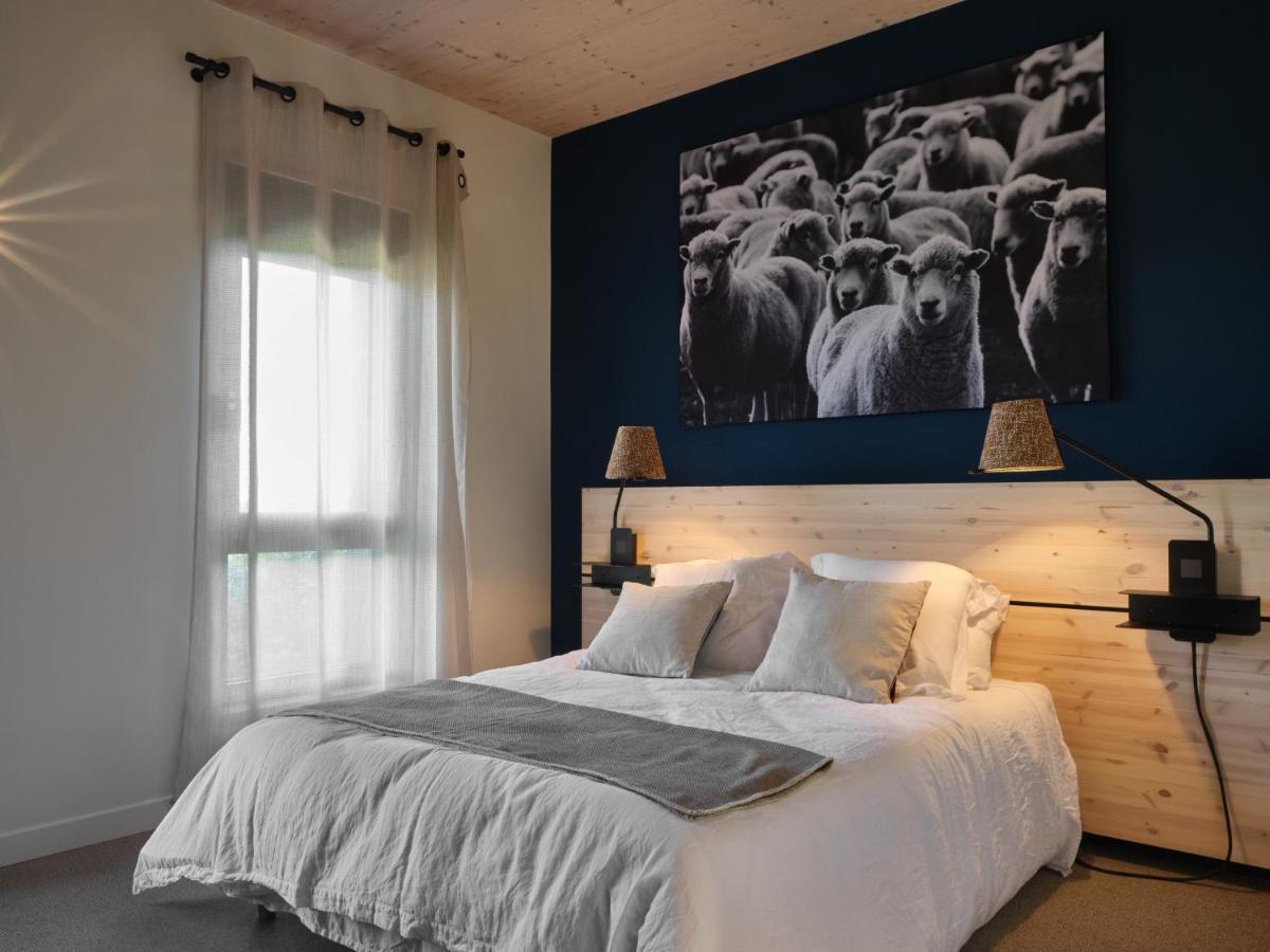 Bercail Hotell Wambrechies Exteriör bild