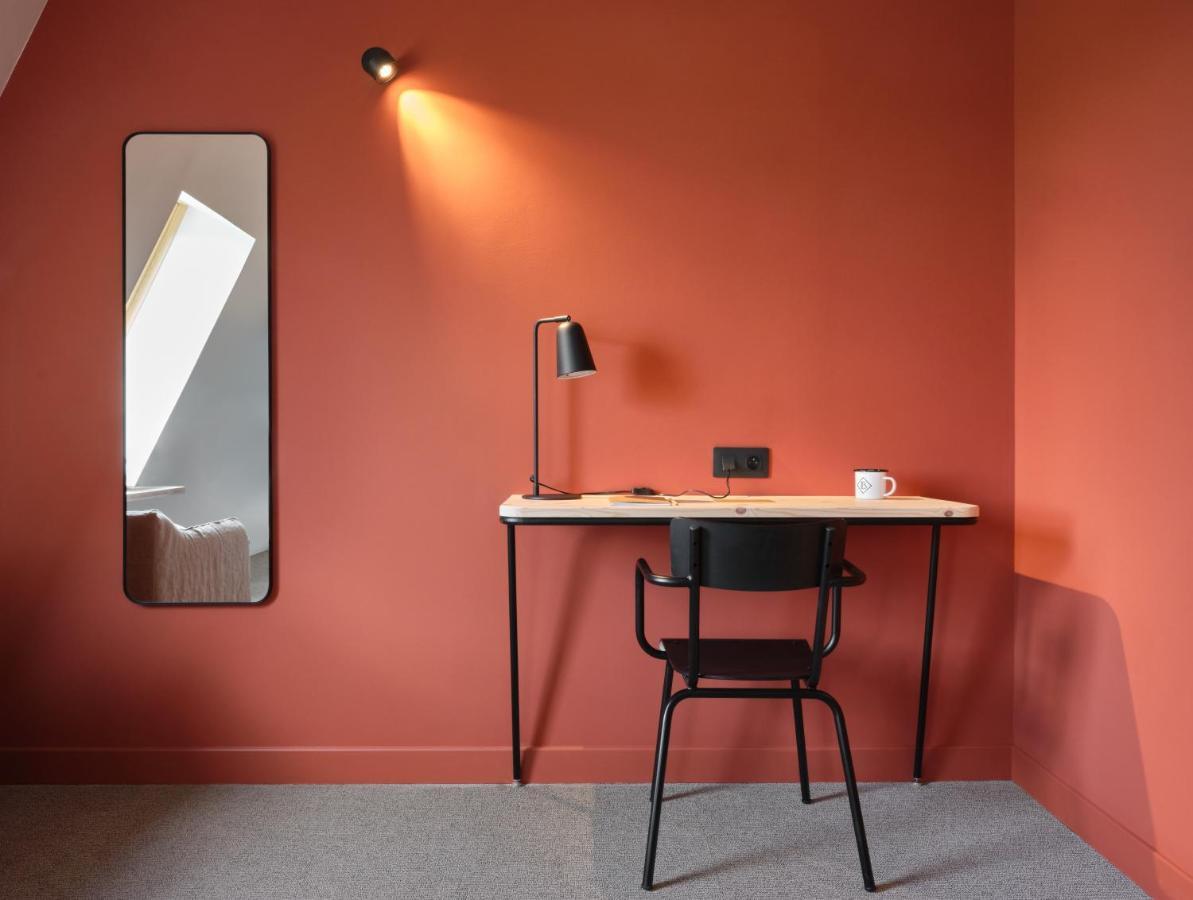 Bercail Hotell Wambrechies Exteriör bild